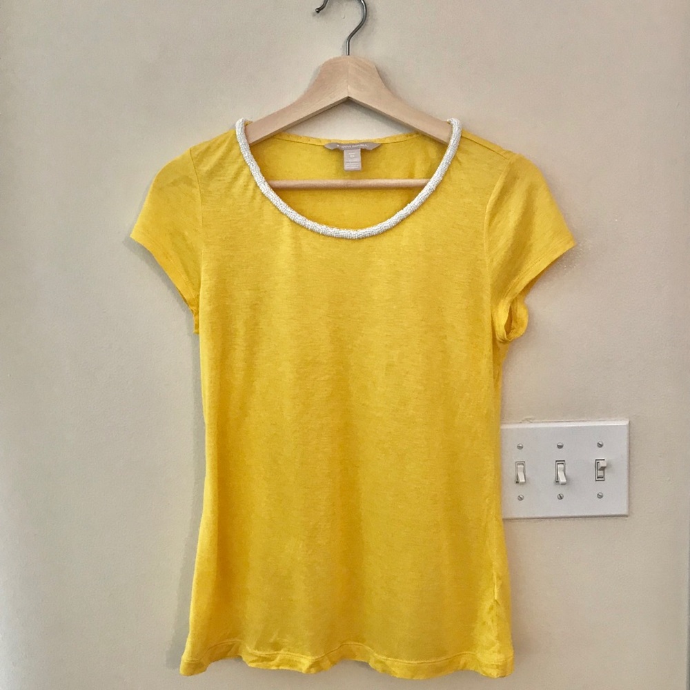 Banana Republic Tee - White Beaded Collar